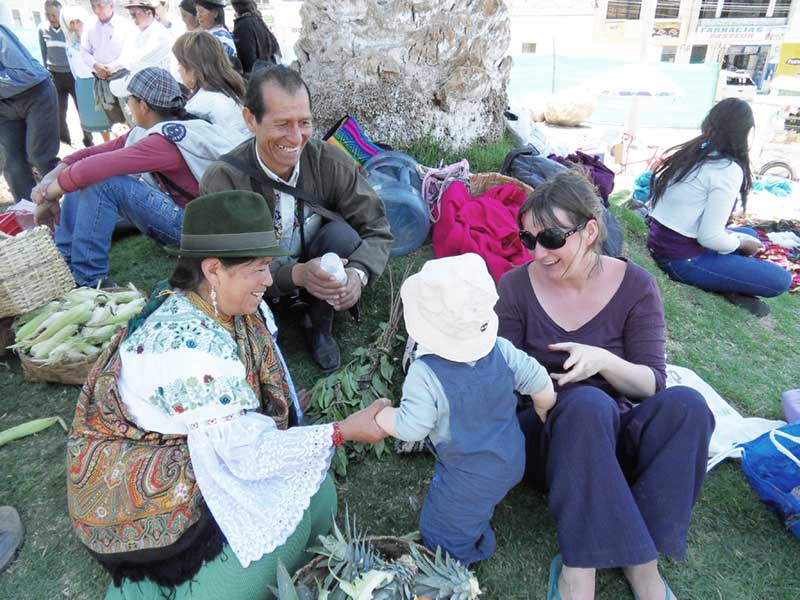 claire_famille_quechua_equateur.jpg